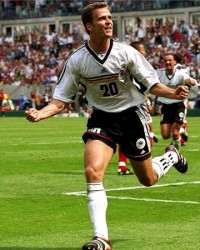  意甲金靴争夺白热化四大射手差距缩小  