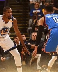  福克斯三双国王轻取雷霆  