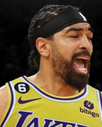  圣埃蒂安老帅运筹帷幄收获关键三分