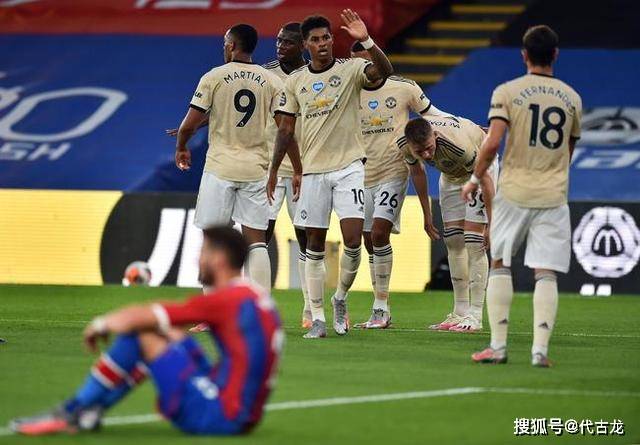  英超保级悬念迭起三队同分竞逐生机  