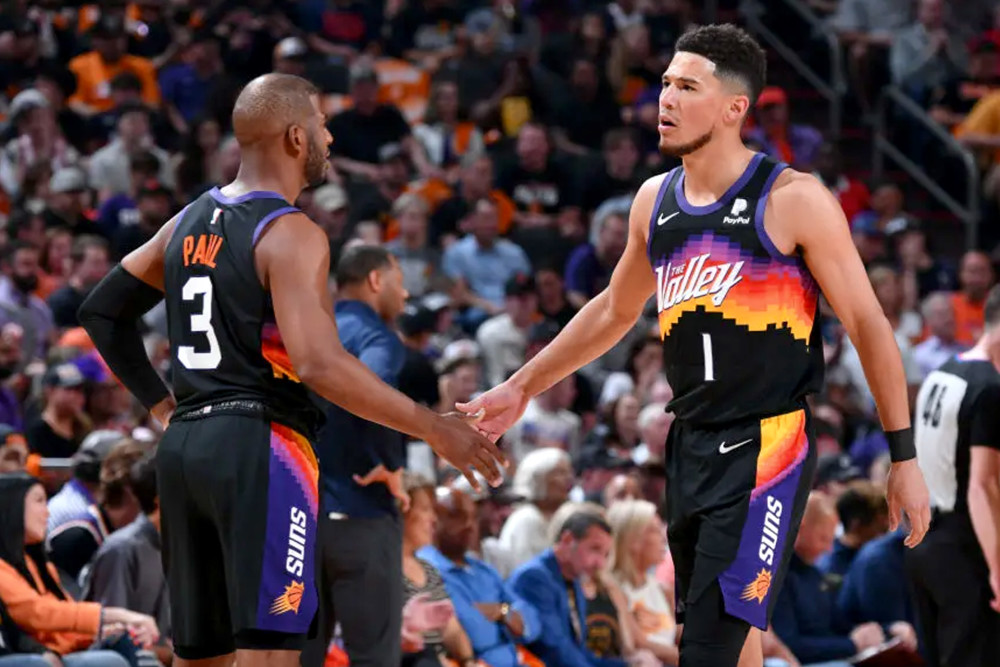  布克末节发威太阳加时险胜快船队