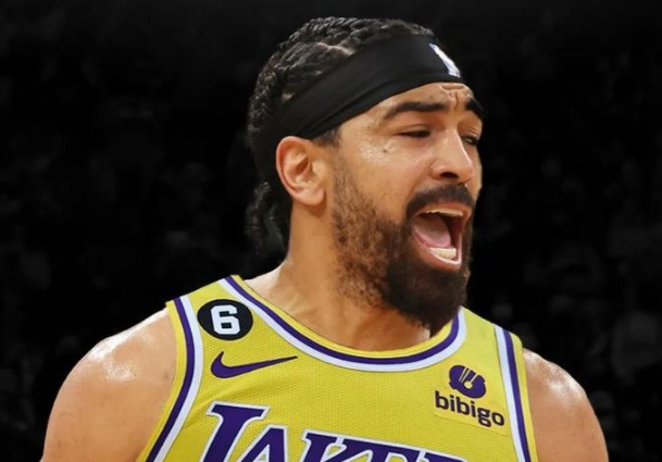  圣埃蒂安老帅运筹帷幄收获关键三分